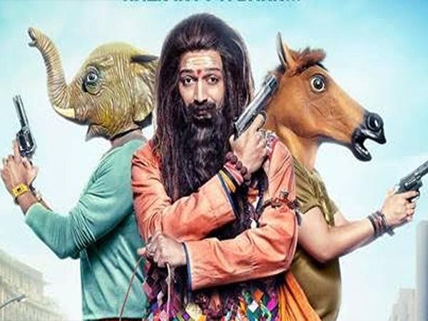 Ritiesh Deshmukh Promotes "Bank Chor" In A Crazy Way! Check It Out!