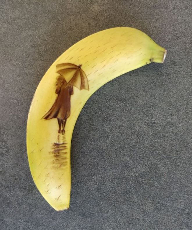 Anna Chojnicka Makes Fantastic Banana Art