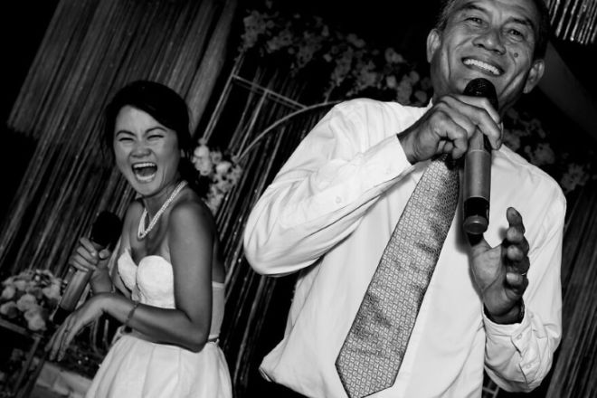 15 Heartwarming Wedding Pictures Of Brides And Their Dads