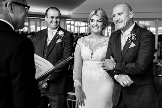 15 Heartwarming Wedding Pictures Of Brides And Their Dads