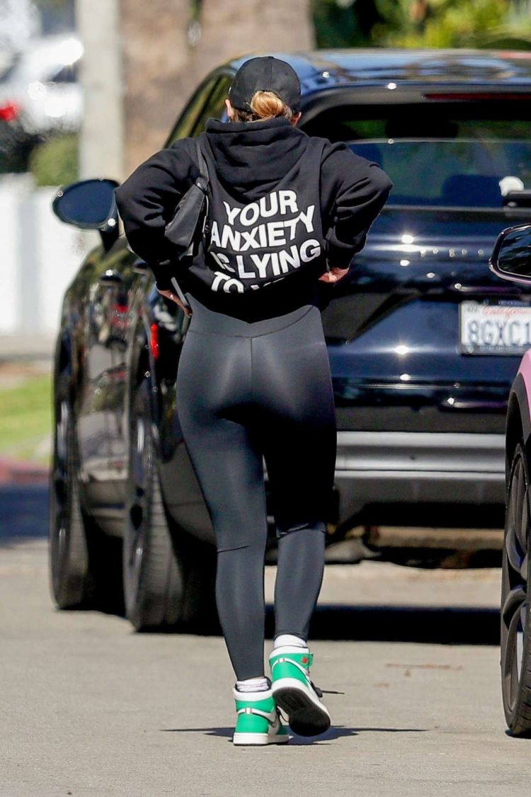Addison Rae Candids In Black Tights Heading To Pilates Class In West Hollywood