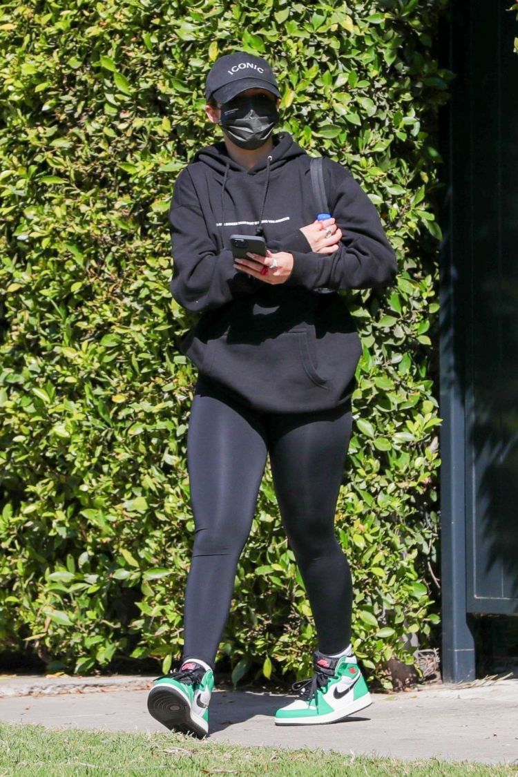 Addison Rae Candids In Black Tights Heading To Pilates Class In West Hollywood