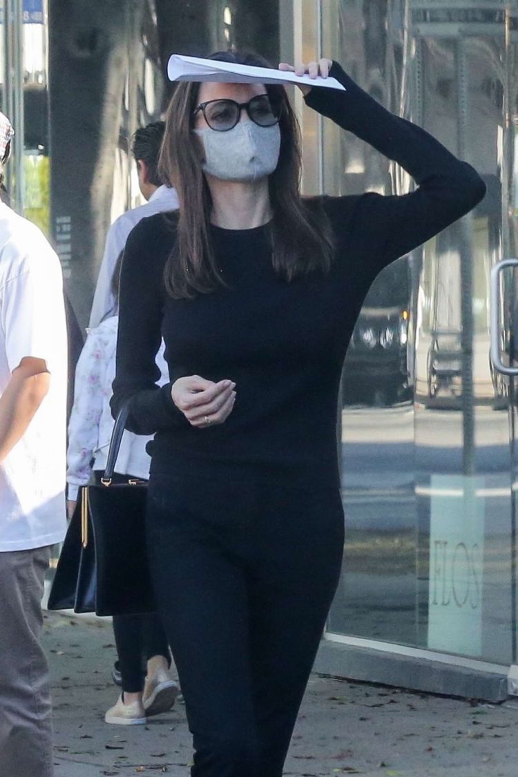 Angelina Jolie Shopping At High-End Knoll Home Design Shop In West Hollywood