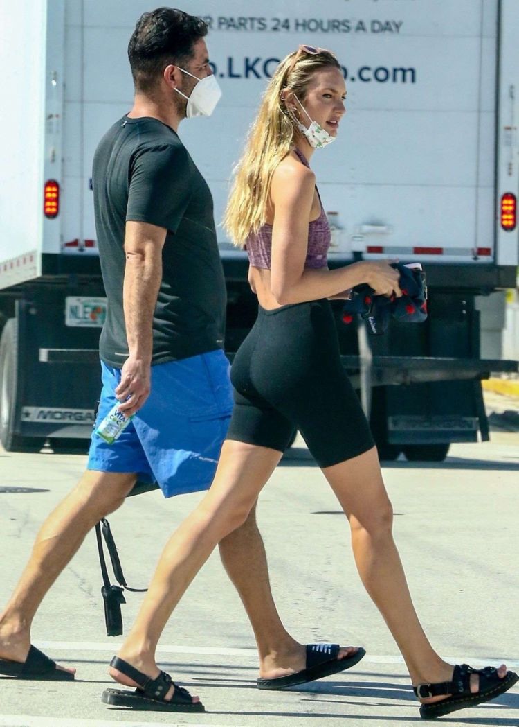 Candice Swanepoel Takes A Sunny Day Stroll In South Florida