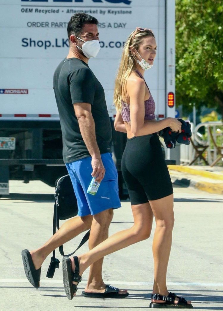 Candice Swanepoel Takes A Sunny Day Stroll In South Florida
