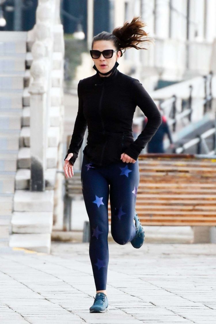 Hayley Atwell Spotted Jogging Out In Venice