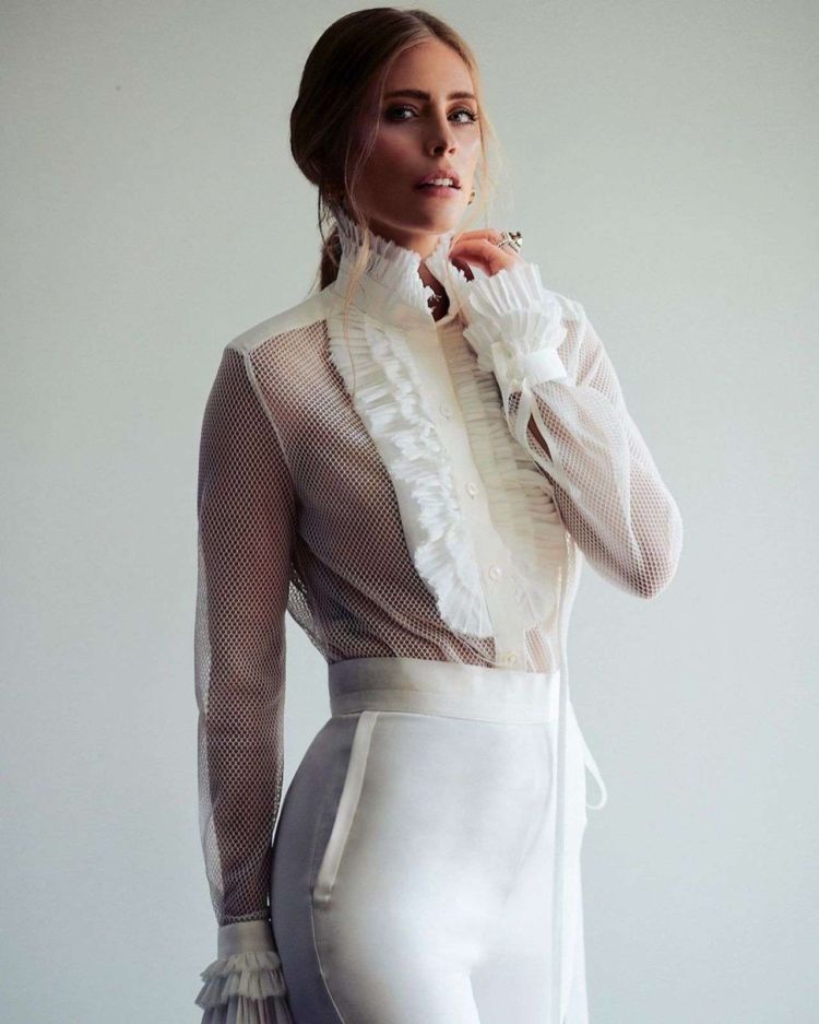 Jordan Claire Robbins For Unttld Photoshoot