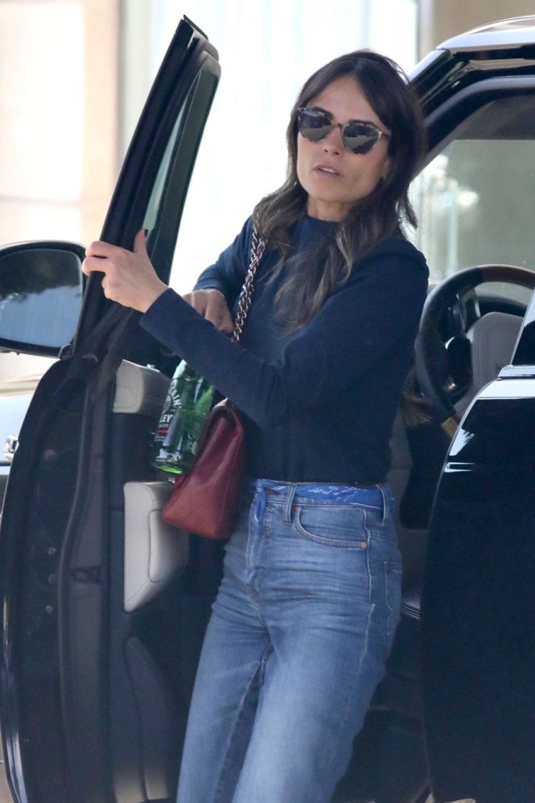 Jordana Brewster Candids In Jeans Out In Los Angeles