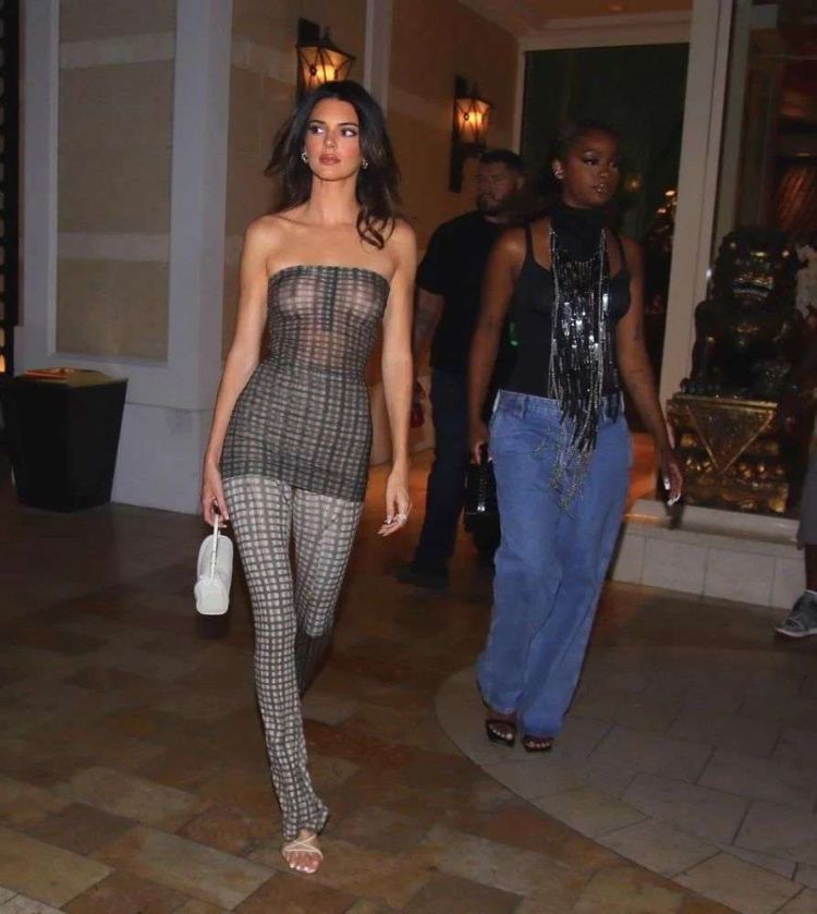 Kendall Jenner Spotted At Delilah Grand Opening In Las Vegas