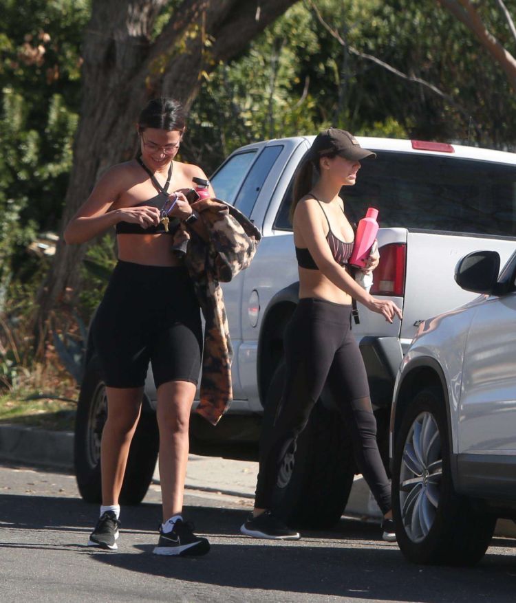 Victoria Justice Spotted In Sporty Outfit After Having A Training Session