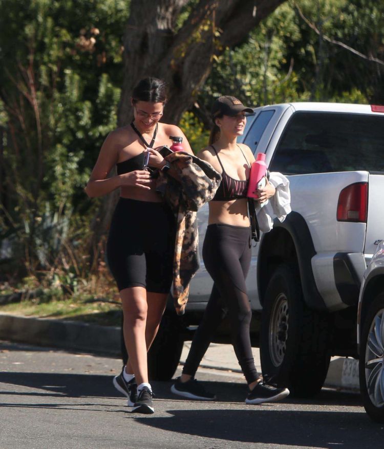 Victoria Justice Spotted In Sporty Outfit After Having A Training Session