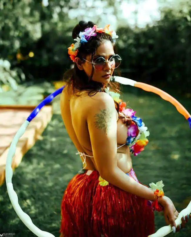 80 Hottest Pictures Of Actress Aabha Paul
