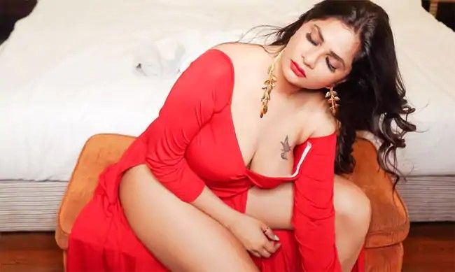 80 Hottest Pictures Of Actress Aabha Paul