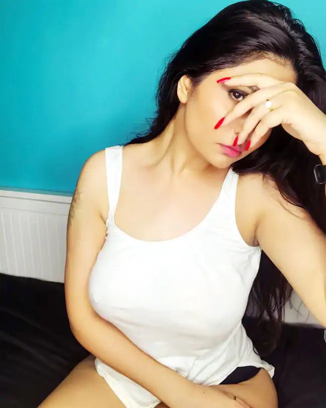 80 Hottest Pictures Of Actress Aabha Paul