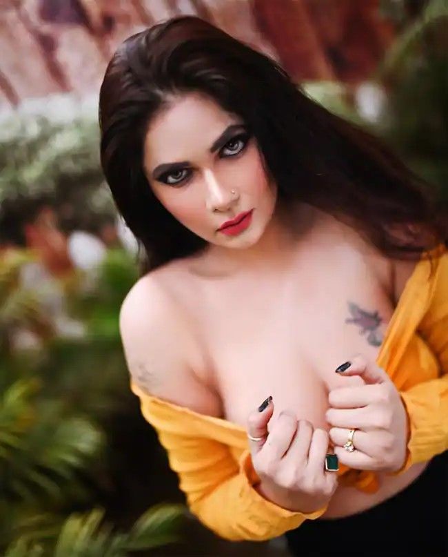 80 Hottest Pictures Of Actress Aabha Paul