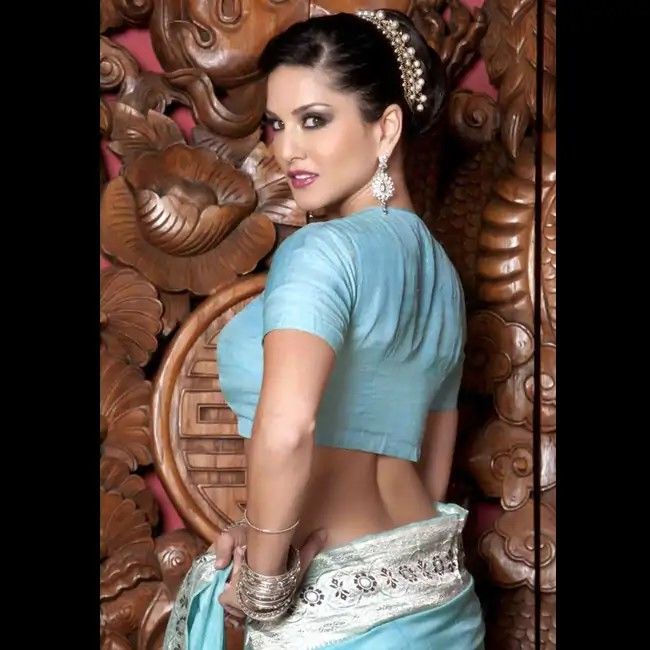 Top 100 Hottest Pictures Of Sunny Leone