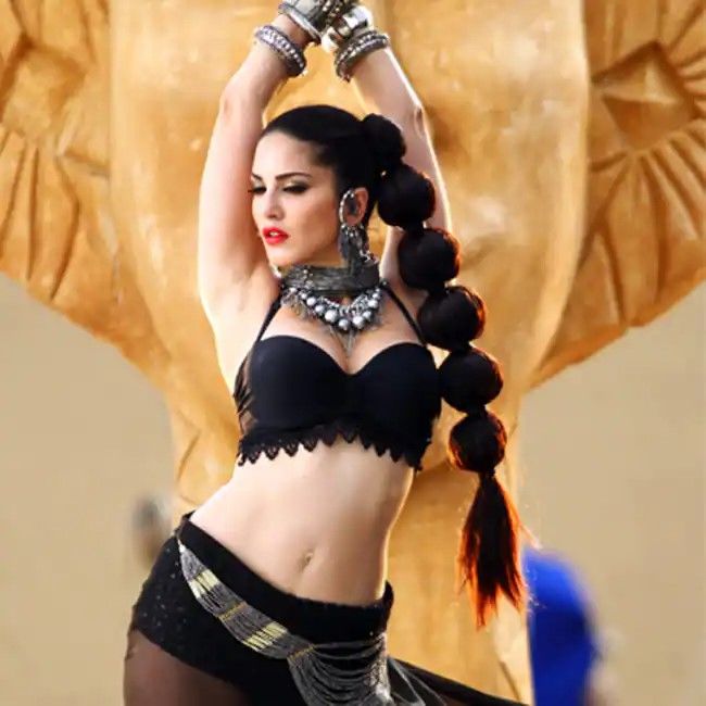 Top 100 Hottest Pictures Of Sunny Leone