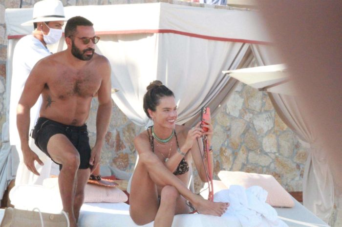 Alessandra Ambrosio Enjoying In Bikini At Cabo San Lucas