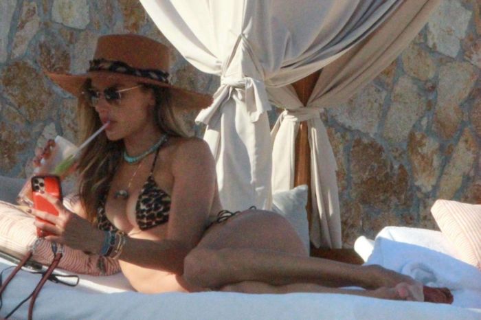 Alessandra Ambrosio Enjoying In Bikini At Cabo San Lucas