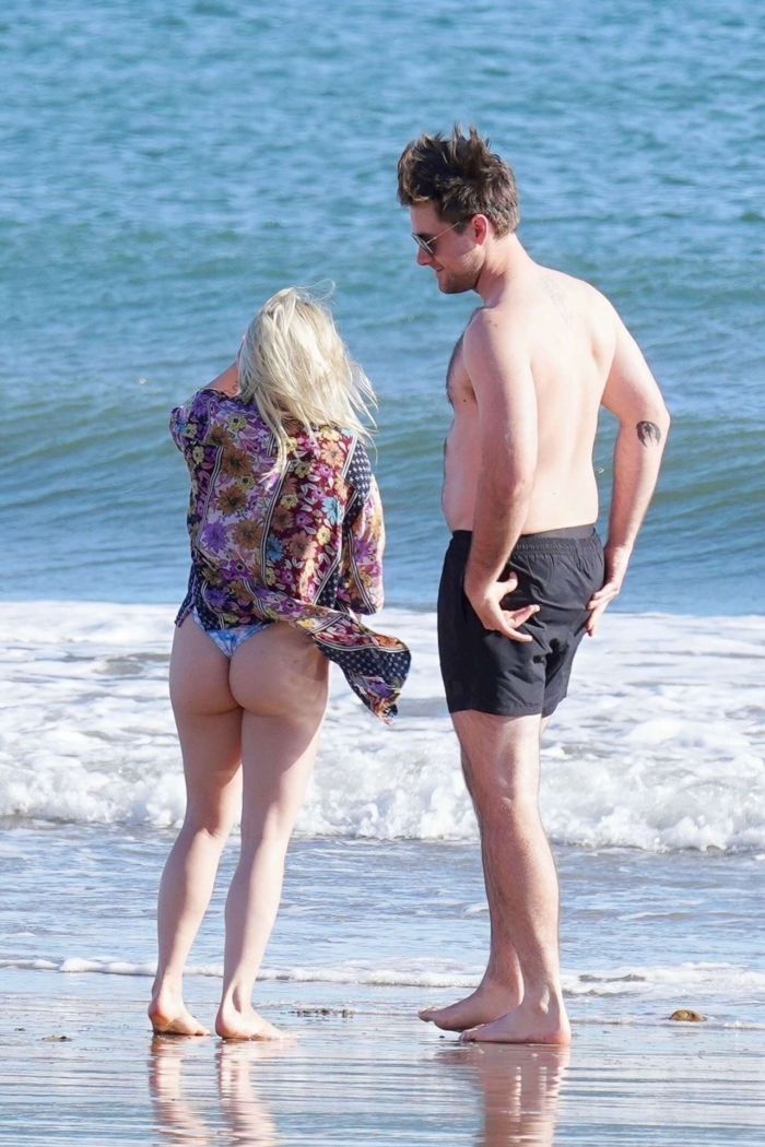Ariel Winter Candids In Bikini At The Beach In Santa Barbara