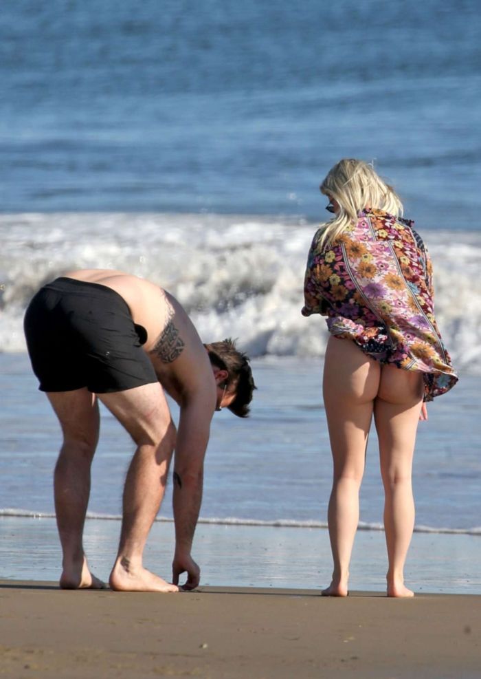 Ariel Winter Candids In Bikini At The Beach In Santa Barbara