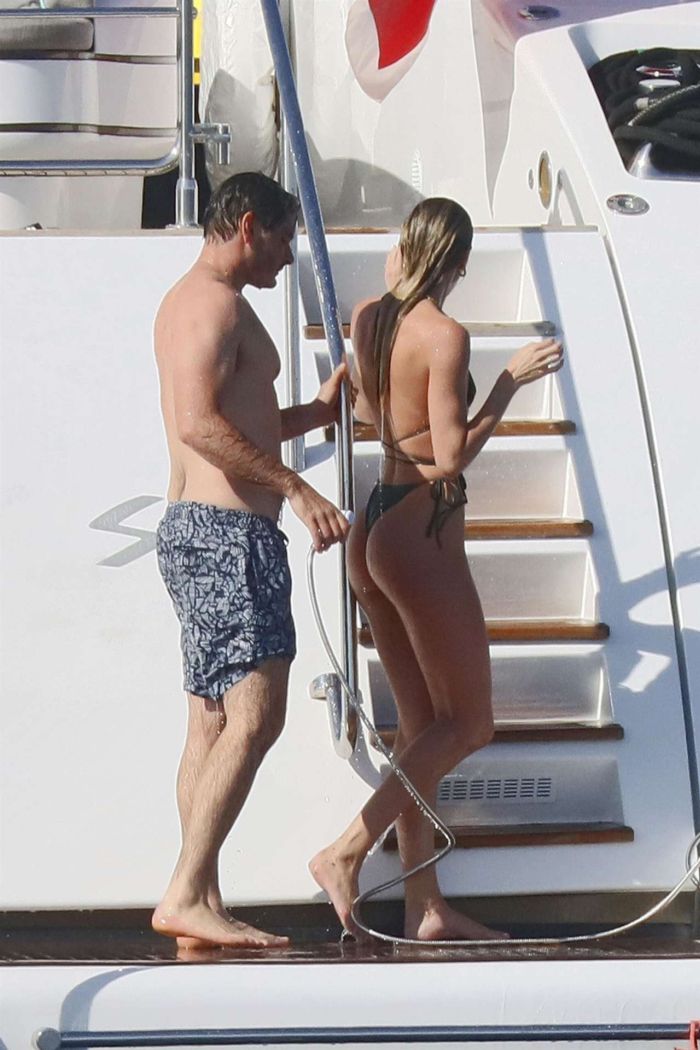 Candice Swanepoel In A Bikini On A Yacht In The French Riviera