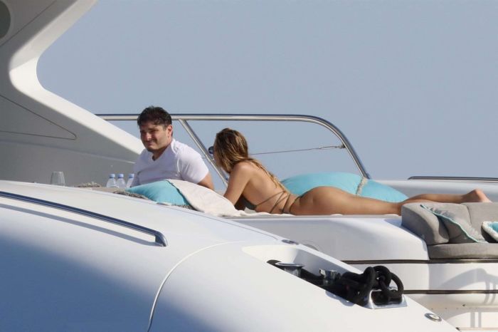 Candice Swanepoel In A Bikini On A Yacht In The French Riviera