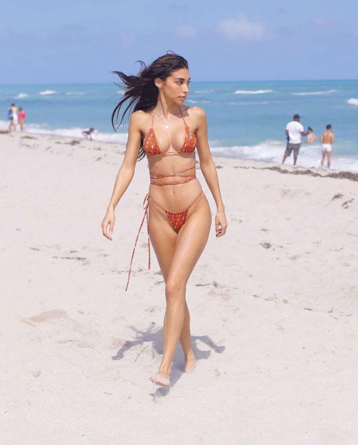 Chantel Jeffries Vacationing In Bikini On The Beach In Miami