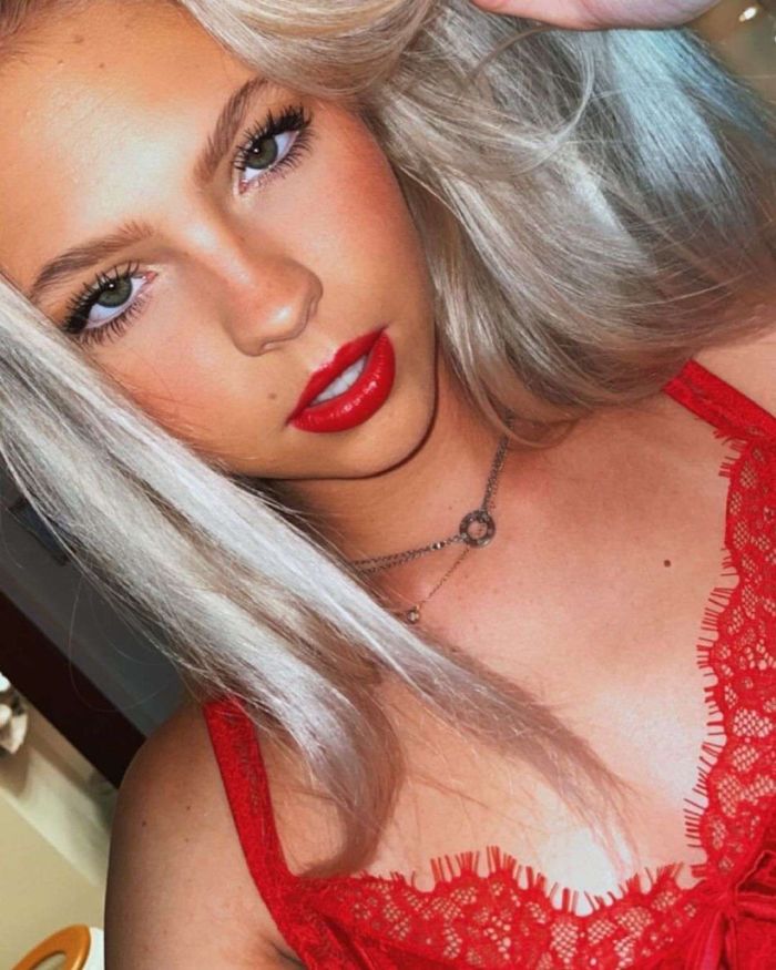 Jordyn Jones In An Awesome Photoshoot In A Red Lingerie