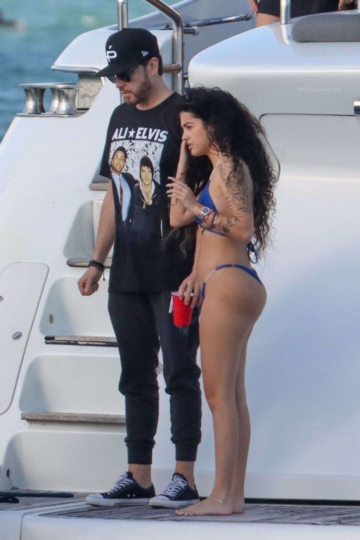 Malu Trevejo In A Blue Bikini At A Yacht In Miami