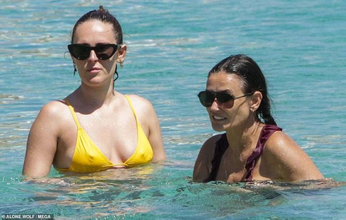Rumer Willis And Demi Moore Tanning At A Beach In Mykonos