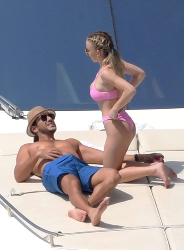 Sydney Sweeney Vacationing In A Pink Bikini On A Boat In Italy